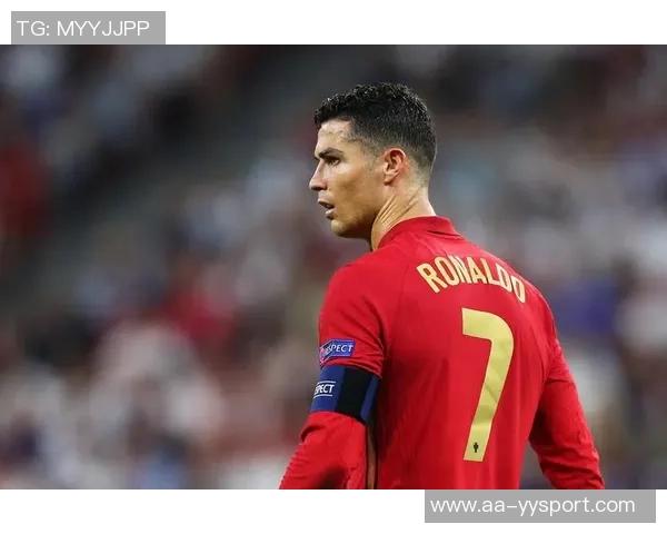 C罗在胜利打入第三球后与对方门将互动和解引发热议